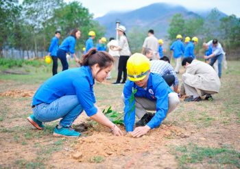 TRÁCH NHIỆM CỦA THANH NIÊN TRONG CÔNG TÁC BẢO VỆ MÔI TRƯỜNG