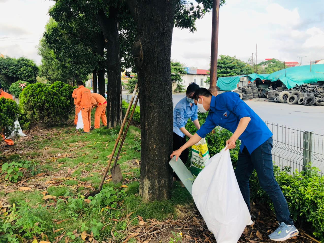 Hoàn thành vượt chỉ tiêu thực hiện Chương trình "Vì một Việt Nam xanh" năm 2024, Hưởng ứng phong trào "Trồng cây nhớ Bác - Vì một Việt Nam xanh"